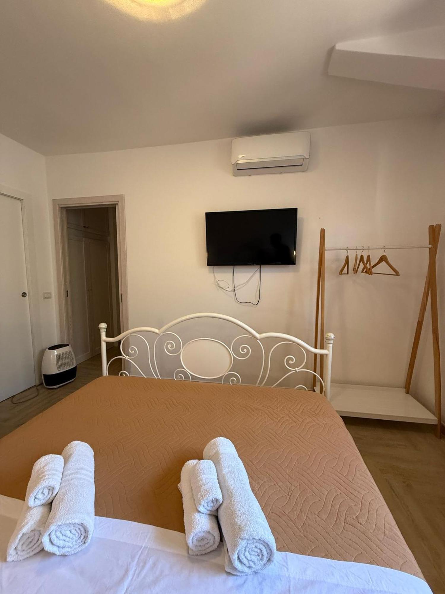 The Refuge Apartment Porto Torres Exterior photo